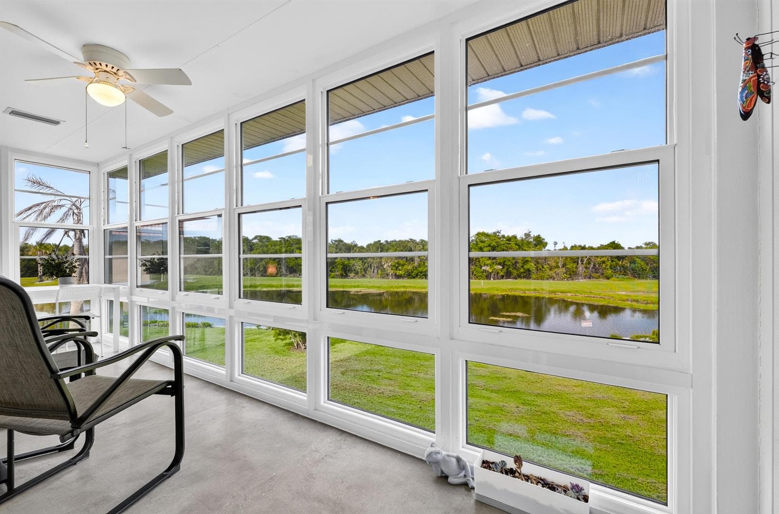 72 Royal Oak Court # 202, Vero Beach FL 32962