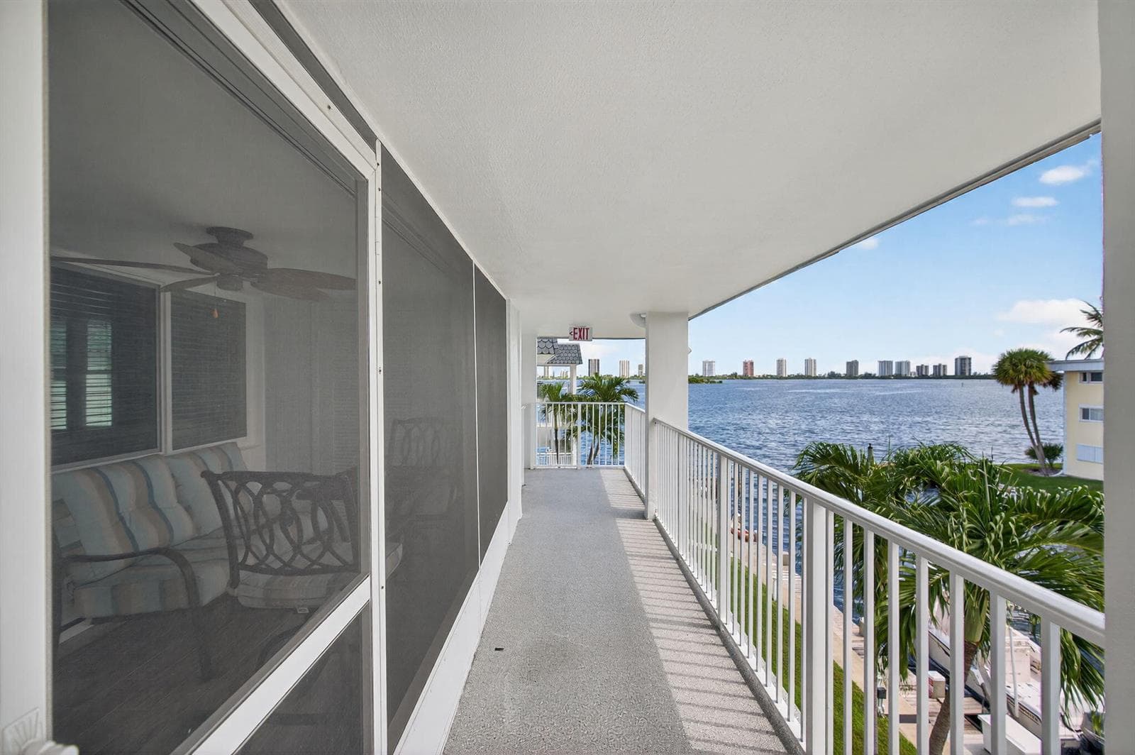 110 SHORE Court # 301, North Palm Beach FL 33408 photo 4