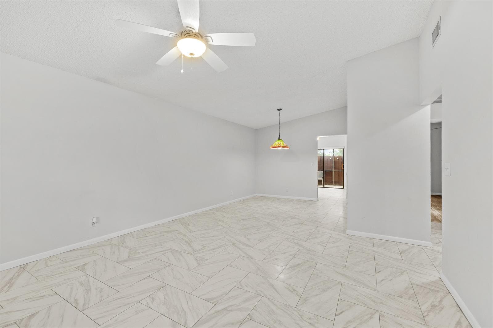 8019 SE Villa Circle, Hobe Sound FL 33455 photo 4