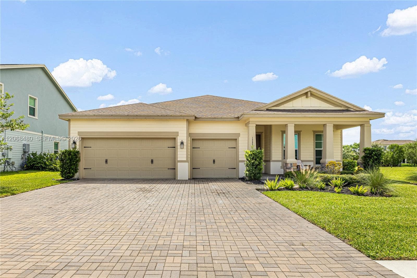 1085 Haywagon Trl, Loxahatchee FL 33470