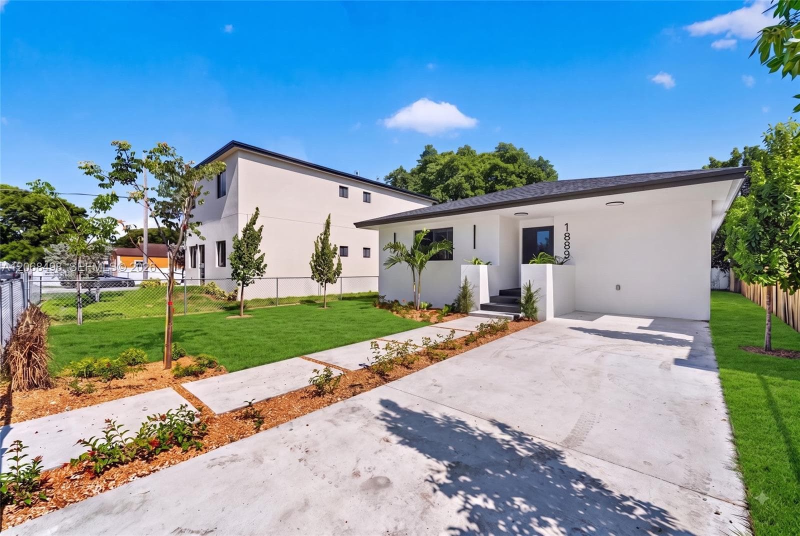 1889 NW 47th Ter, Miami FL 33142 photo 4