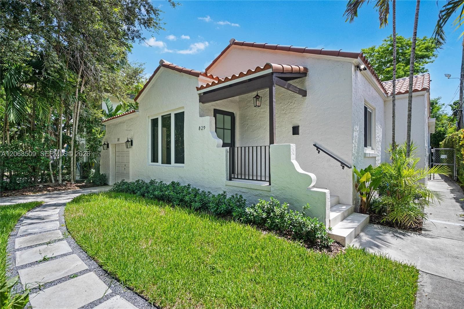 829 Genoa St, Coral Gables FL 33134 photo 2