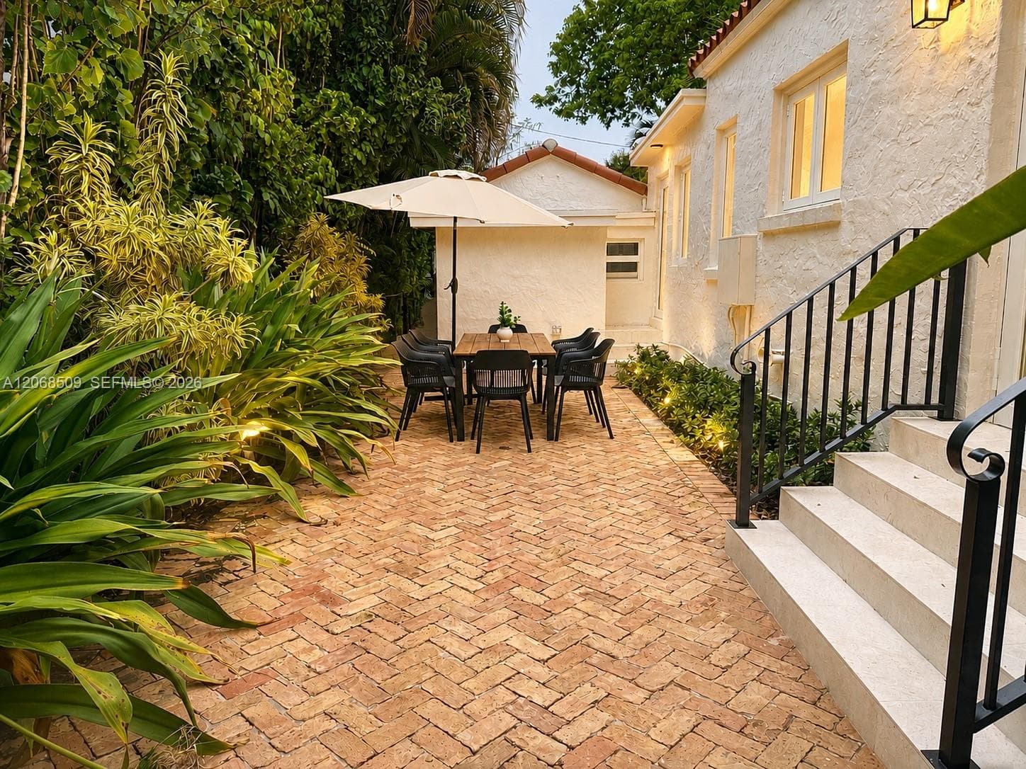 829 Genoa St, Coral Gables FL 33134 photo 4