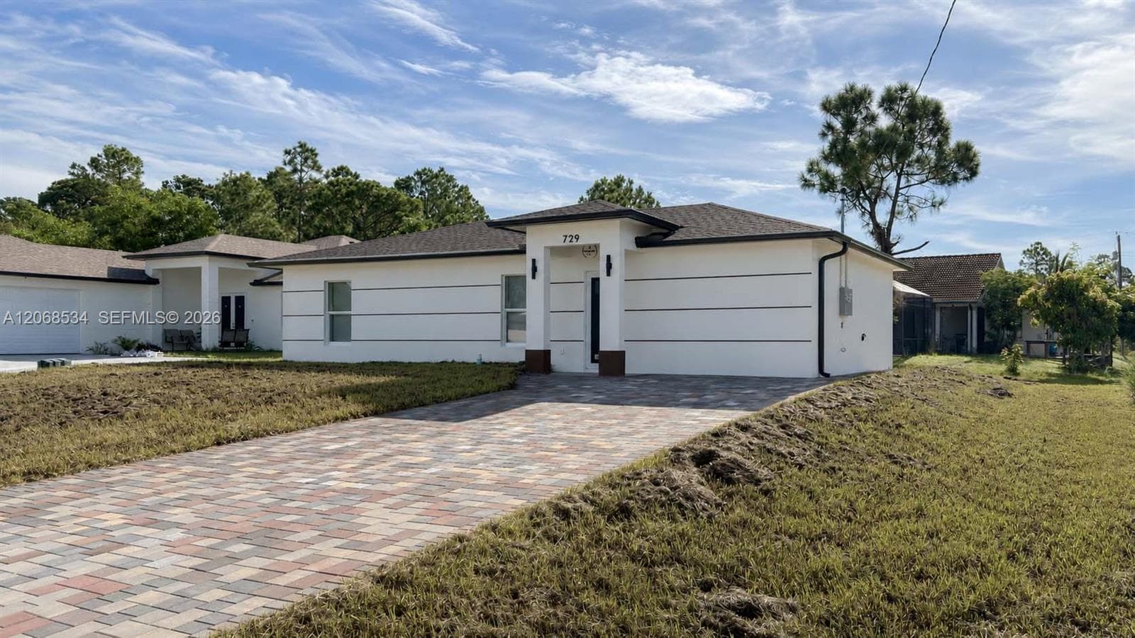 729 Anaconda Ave S, Lehigh Acres FL 33974 photo 3