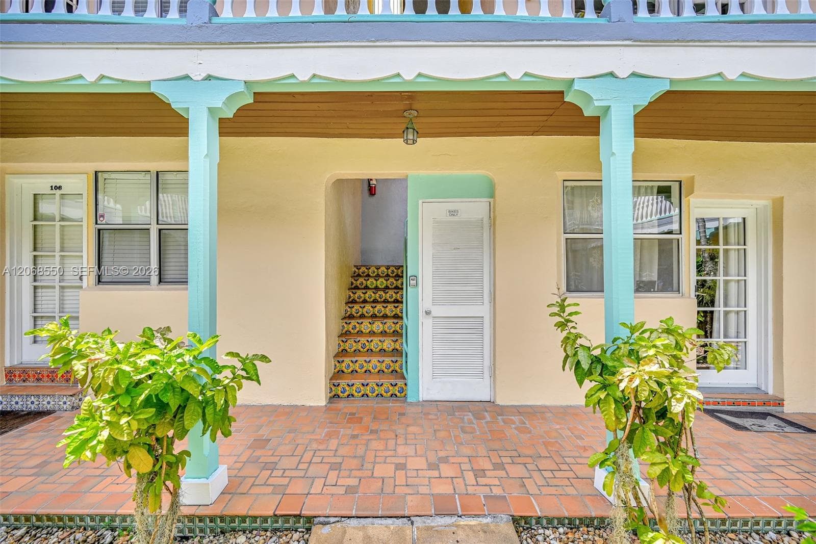 736 13th St # 207, Miami Beach FL 33139 photo 2