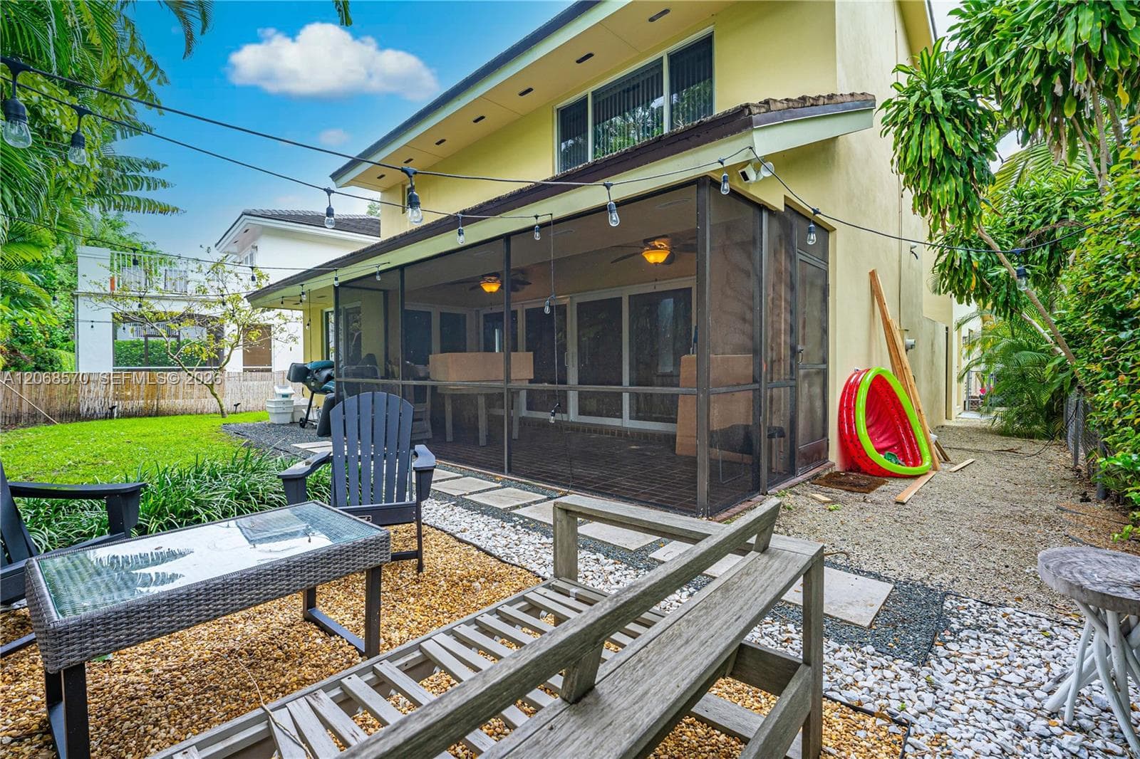 6865 Veronese St, Coral Gables FL 33146 photo 4