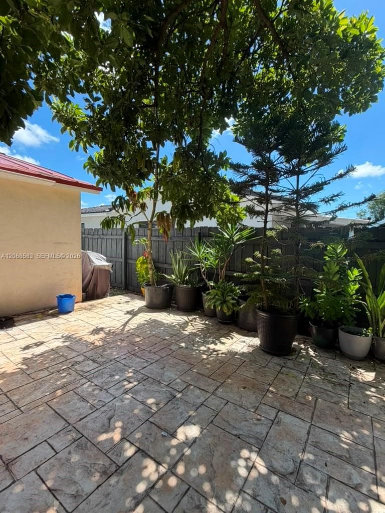 1725 SW 32nd St # 0, Fort Lauderdale FL 33315
