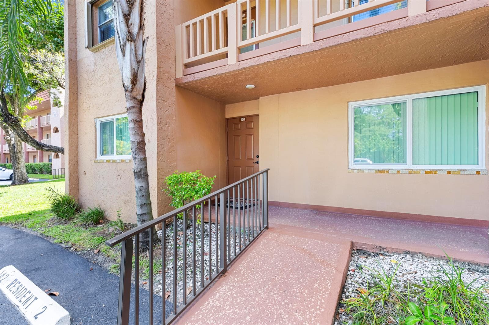 9861 Sunrise Lakes Boulevard # 101, Sunrise, FL 33322 photo 2
