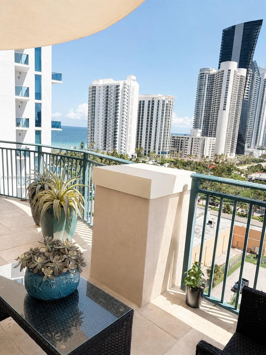 17555 SW Atlantic Blvd # PH2, Sunny Isles Beach FL 33160