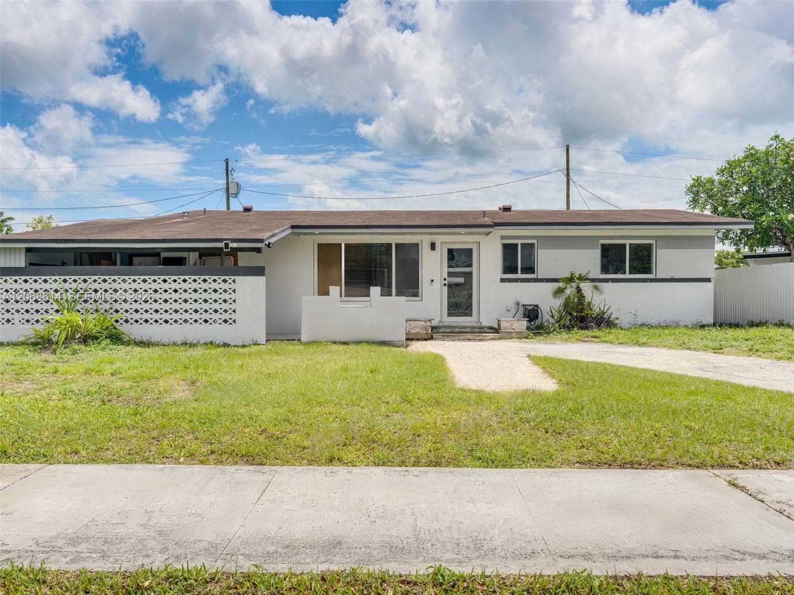 19931 Gulfstream Rd, Cutler Bay FL 33157 photo 2