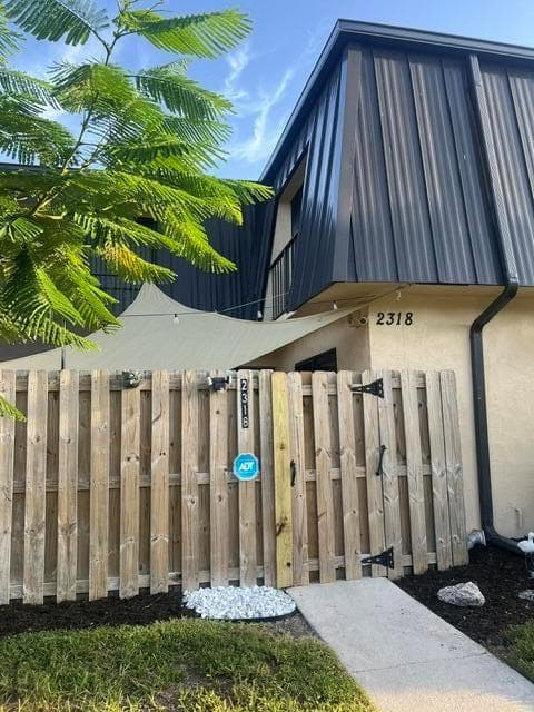 2318 Waterside Drive, Lake Worth FL 33461