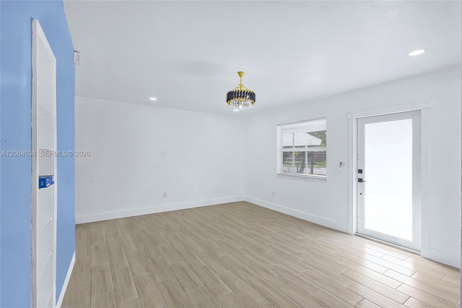 1854 Lauderdale Manor Dr, Fort Lauderdale FL 33311 photo 5