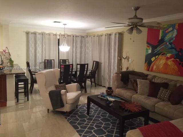 9888 NW 2nd St, Plantation FL 33324 photo 5