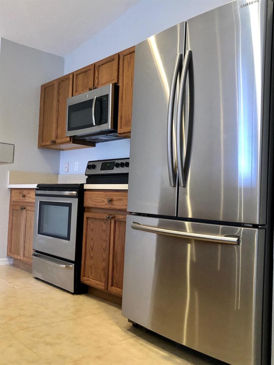 4801 SE GRAHAM Drive, Stuart FL 34997 photo 3