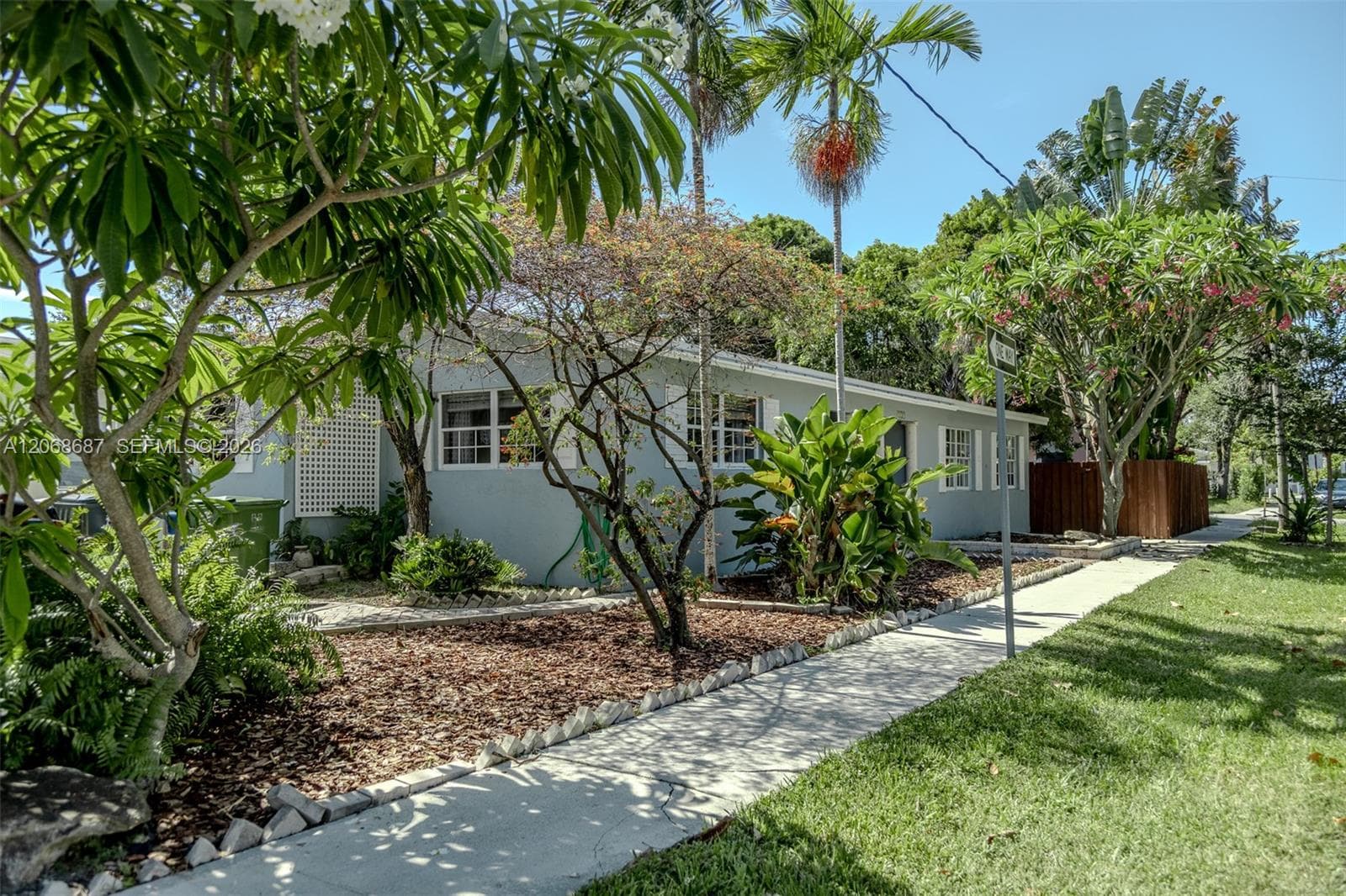 729 NE 2nd Ct # 729, Hallandale Beach FL 33009 photo 4