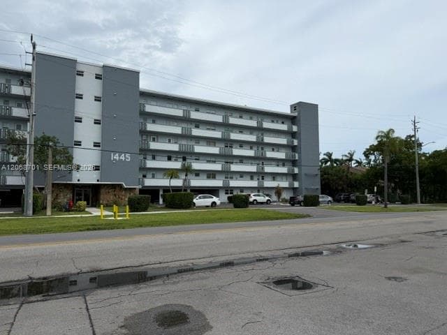 1445 Atlantic Shores Blvd # 605, Hallandale Beach FL 33009 photo 3