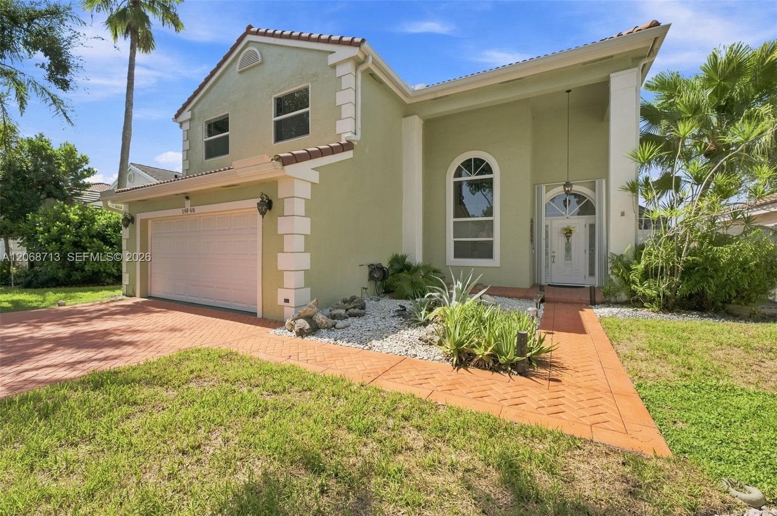 14060 Richwood Pl, Davie FL 33325 photo 2