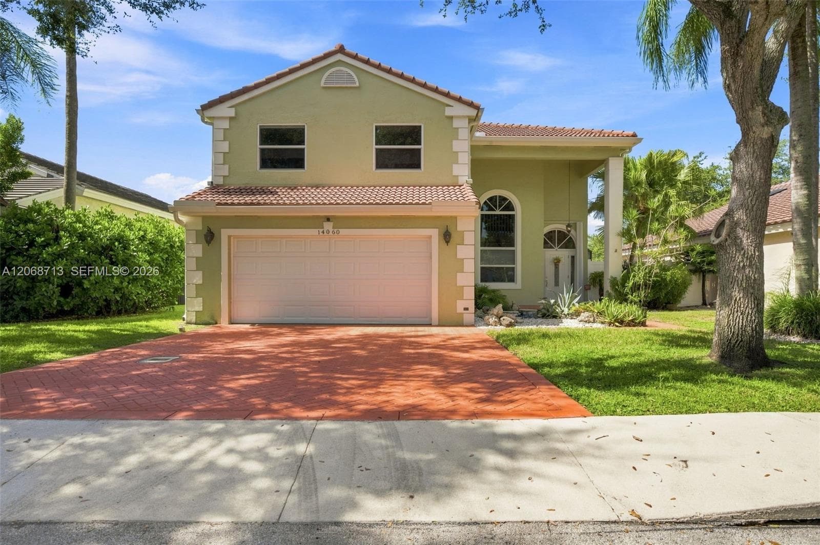 14060 Richwood Pl, Davie FL 33325