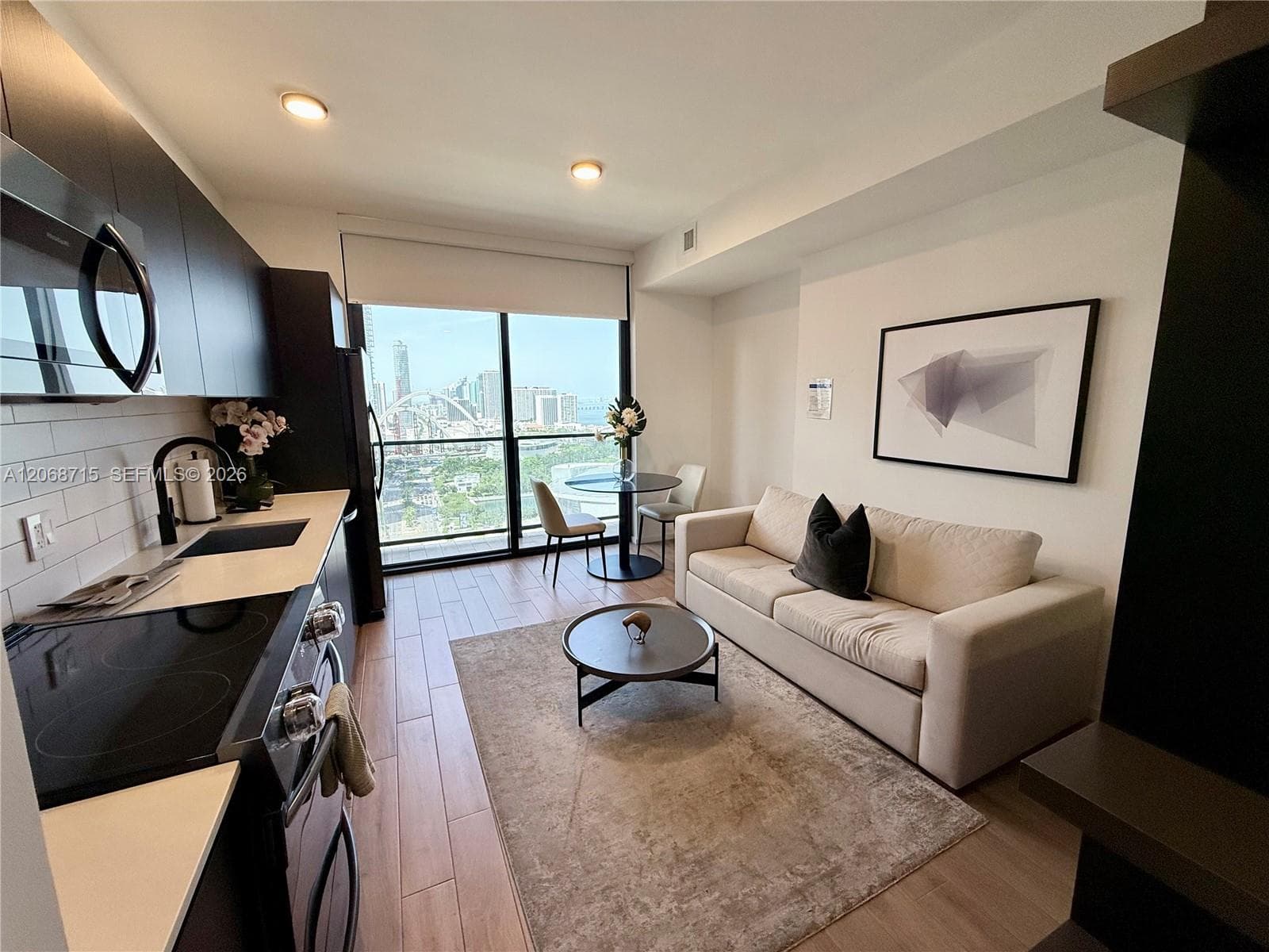 398 NE 5th St # 2203, Miami FL 33132 photo 4