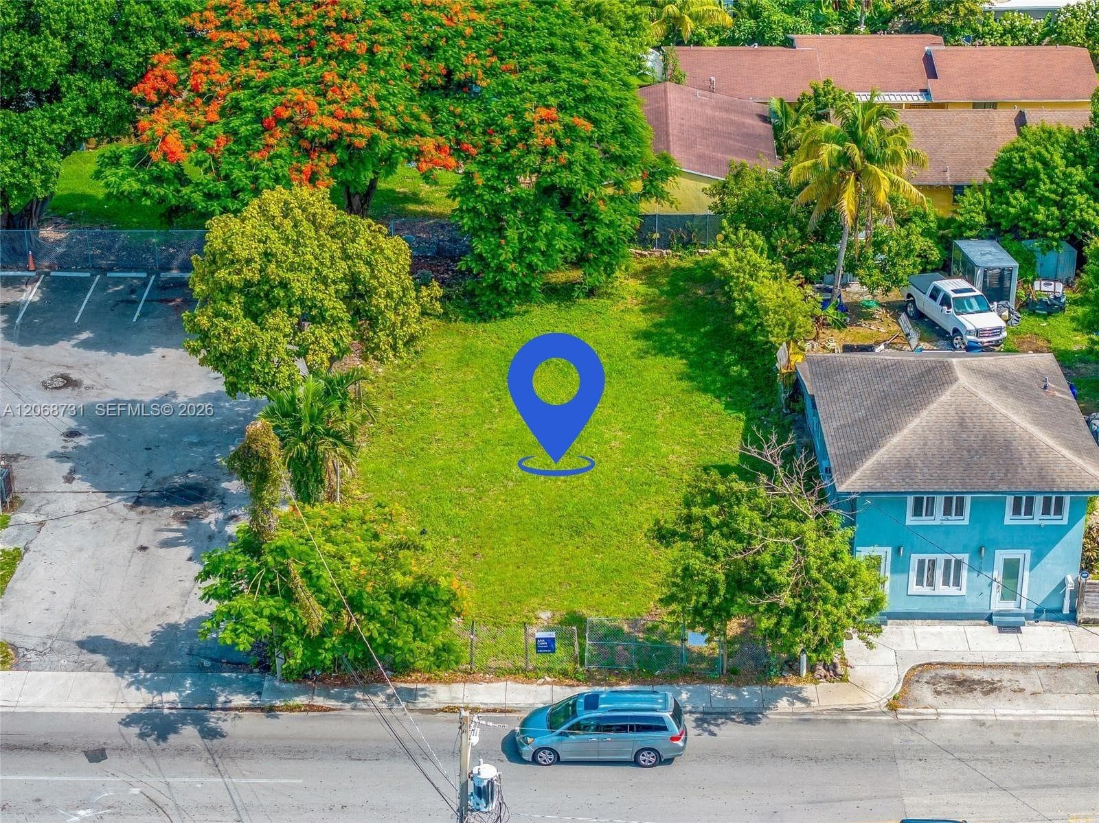 2177 NW 28th St, Miami FL 33142 photo 4