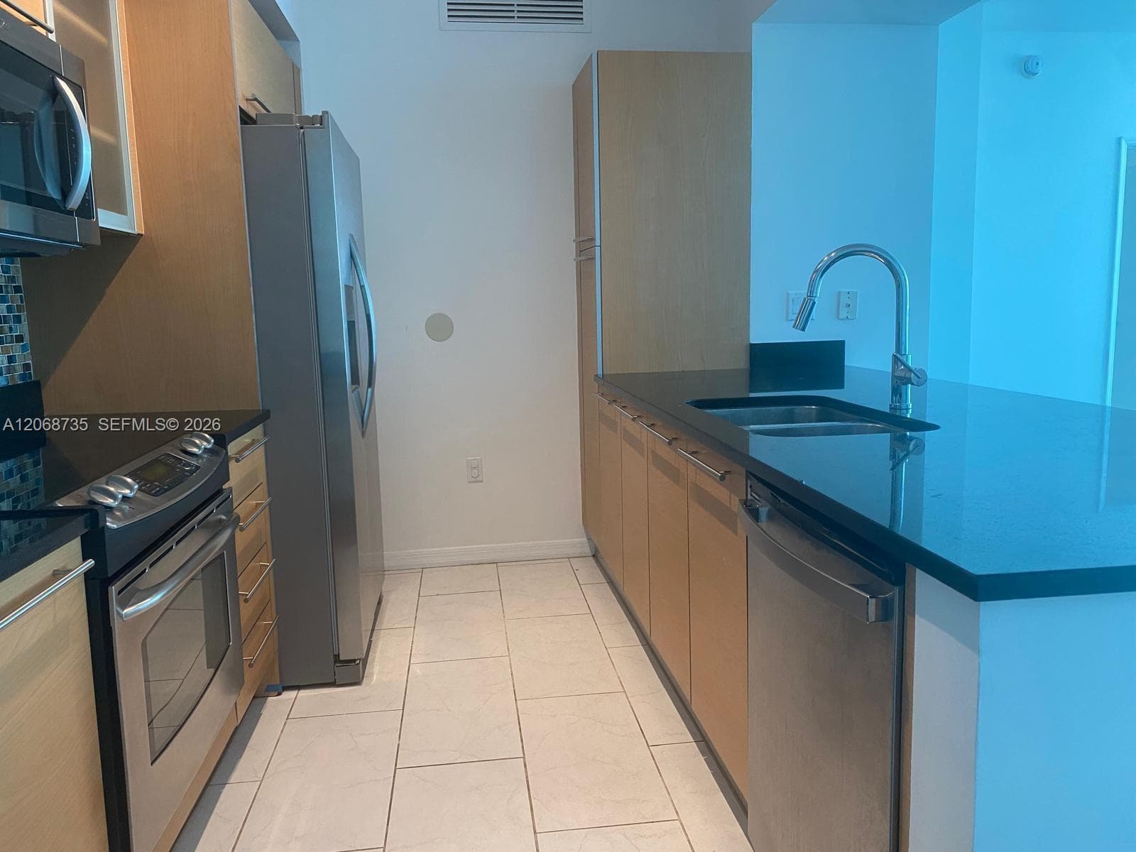 951 Brickell Ave # 1210, Miami, FL 33131 photo 3