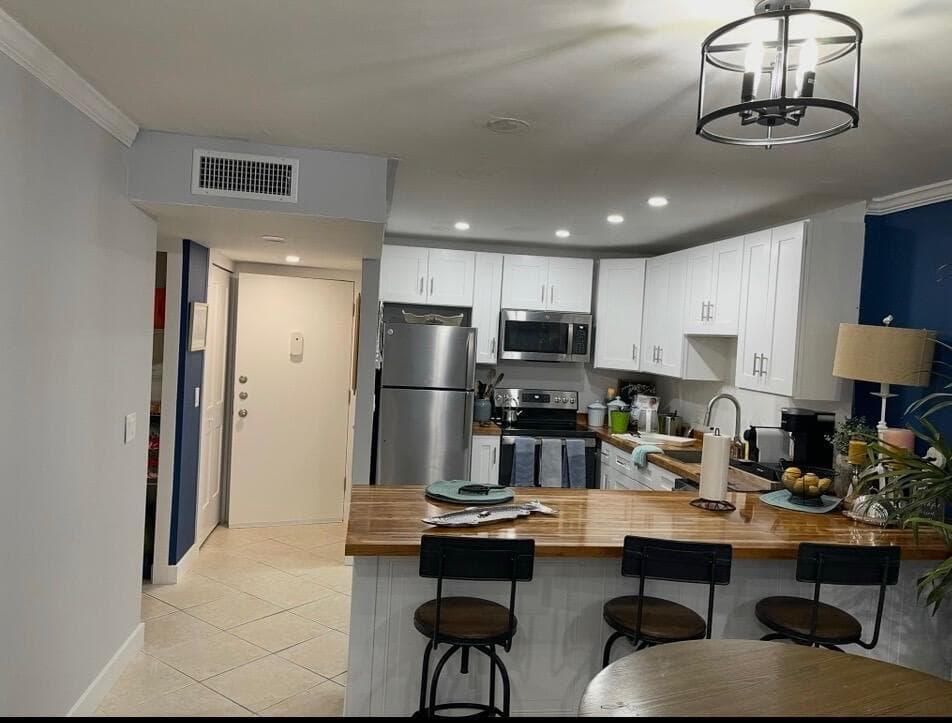 1516 S LAKESIDE Drive # 107, FL 33460 photo 3