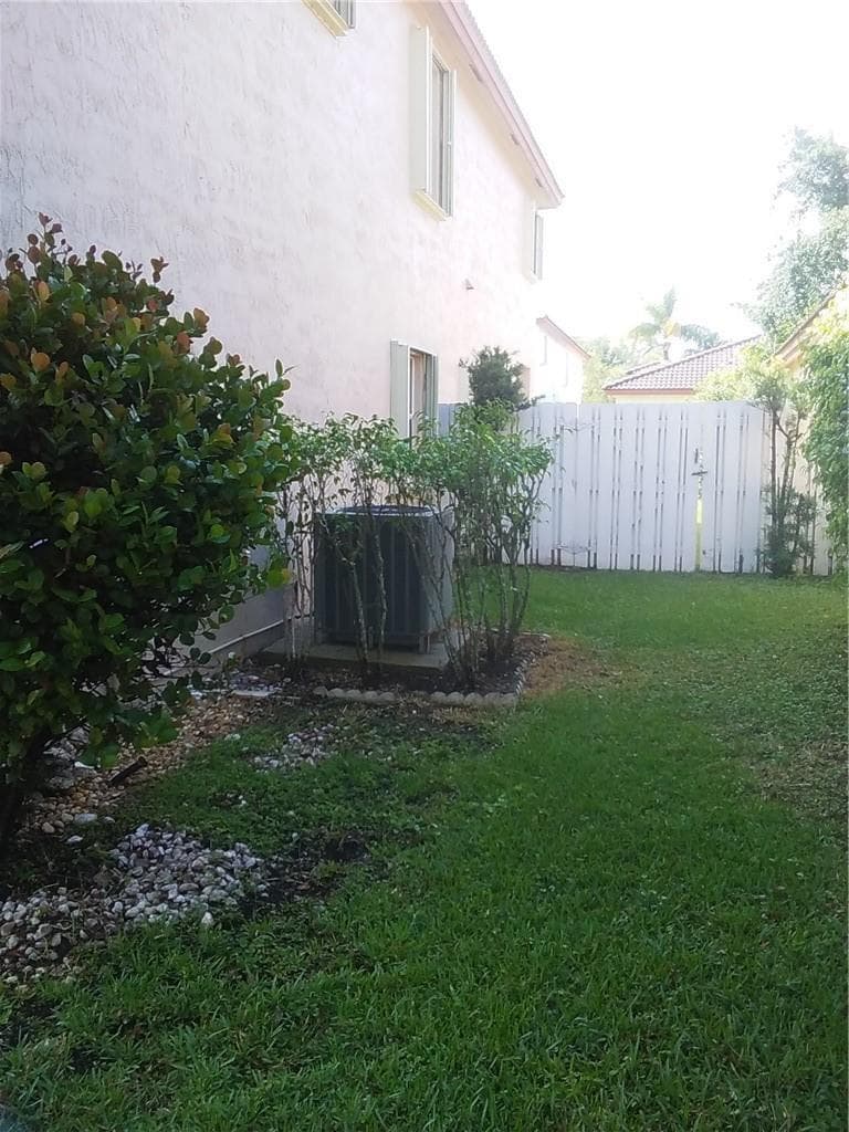 19250 NW 12TH Manor, Pembroke Pines FL 33029 photo 3