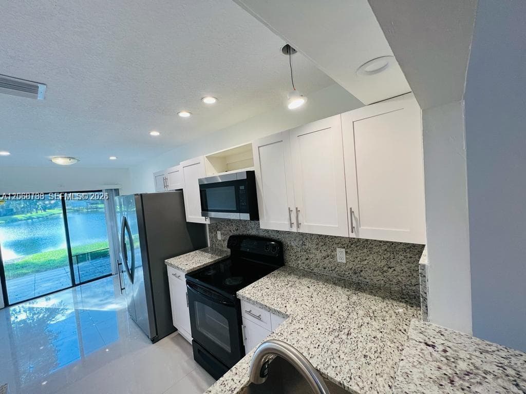 4157 SW 85th Ave # 3, Davie FL 33328 photo 2