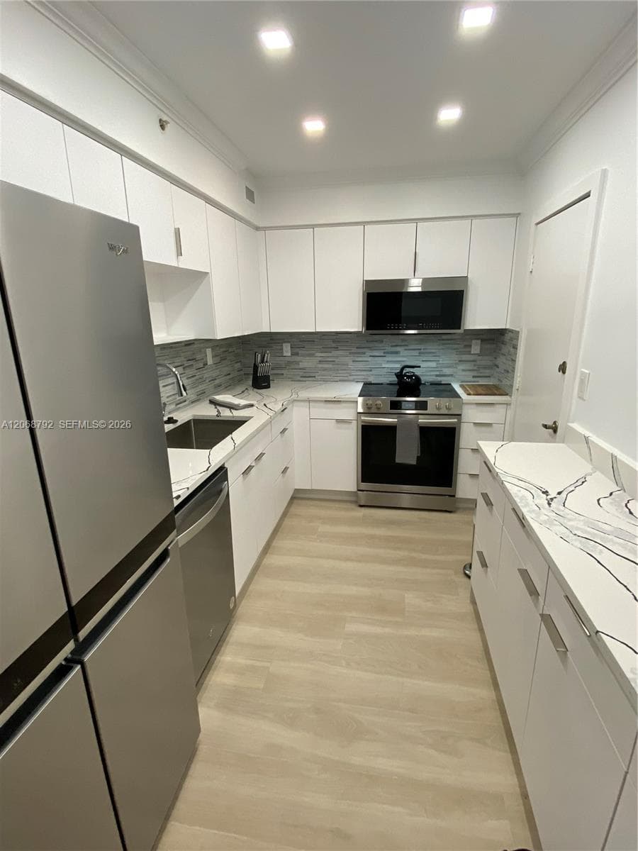 2501 S Ocean Dr REMODELED # 614, Hollywood FL 33019 photo 3