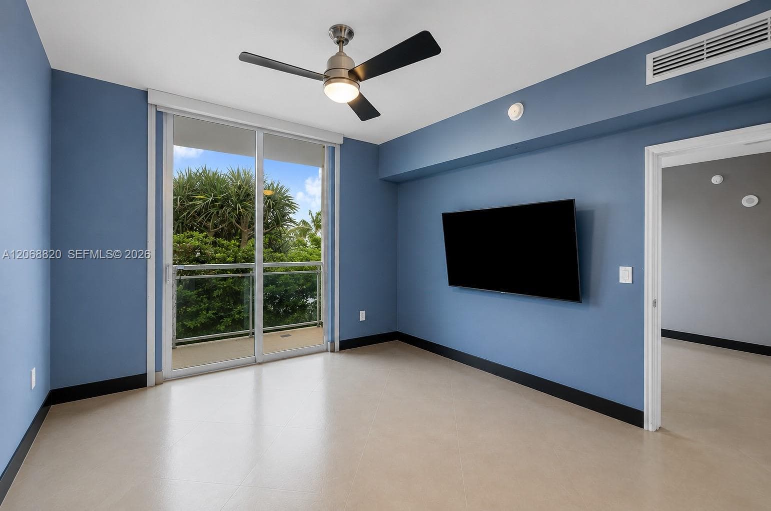 951 Brickell Ave # 1106, Miami FL 33131 photo 4