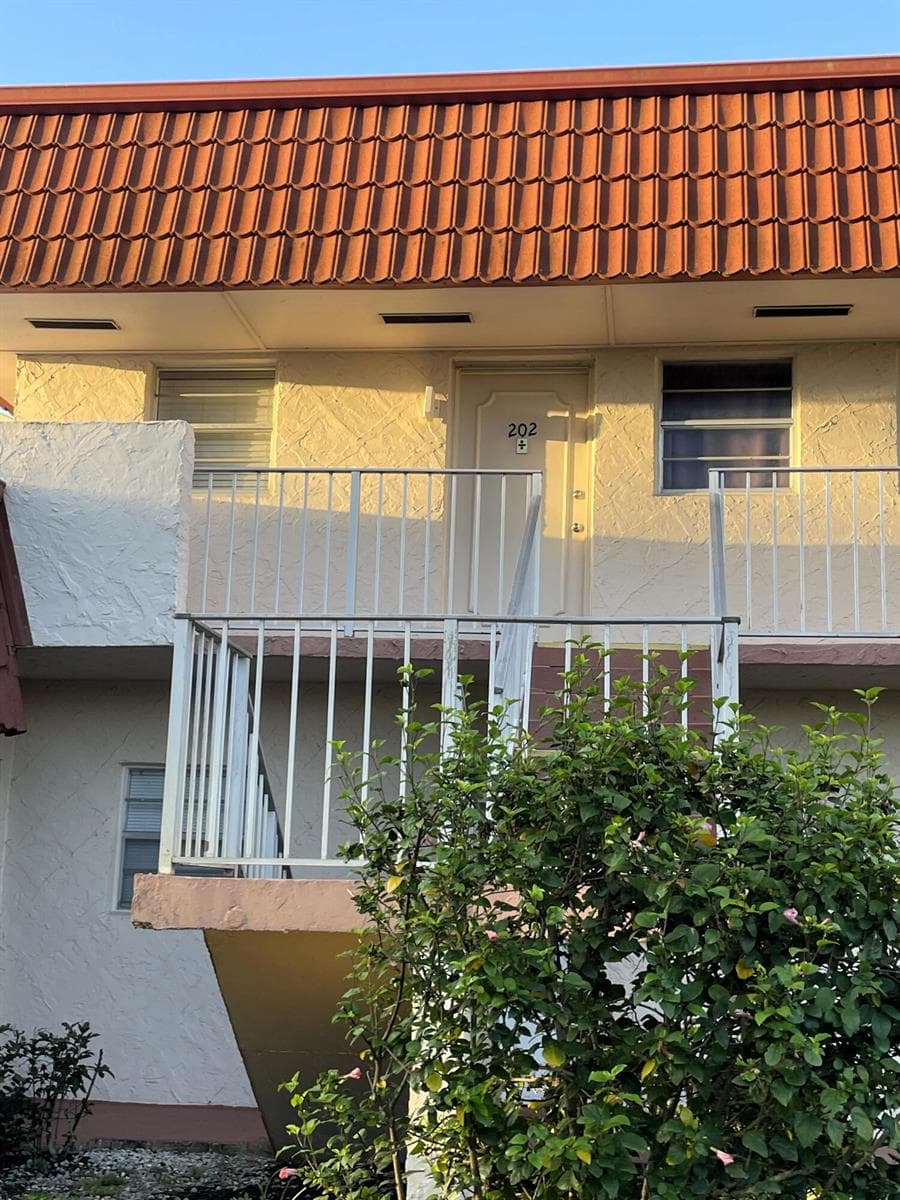 12011 Poinciana Boulevard S # 202, Royal Palm Beach FL 33411 photo 2