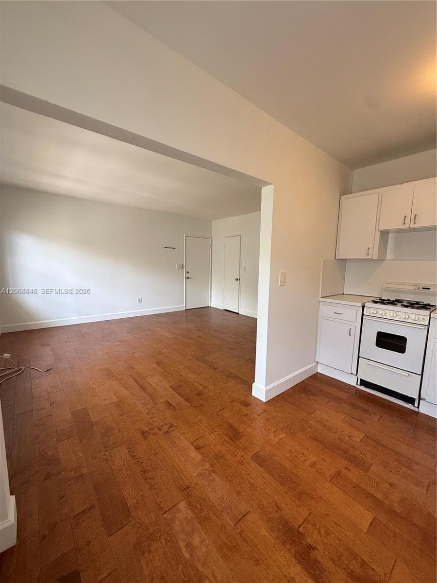 1616 Michigan Ave # 15, Miami Beach, FL 33139 photo 5