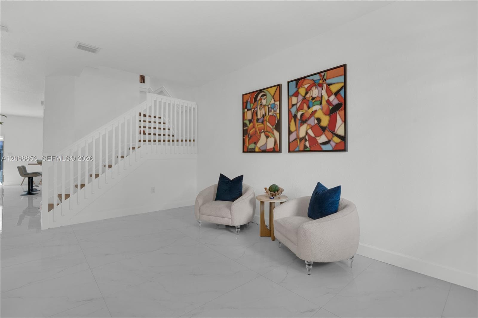 550 NE 207th St, Miami FL 33179 photo 3