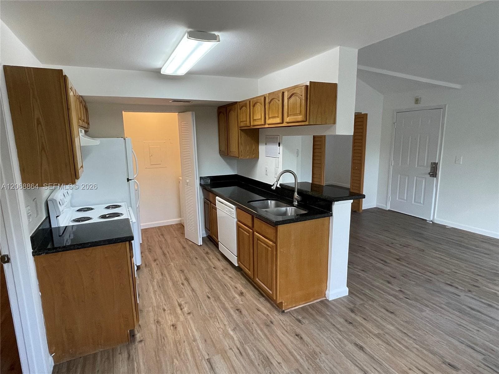 8739 NW 39th St # 8739, Sunrise FL 33351 photo 5