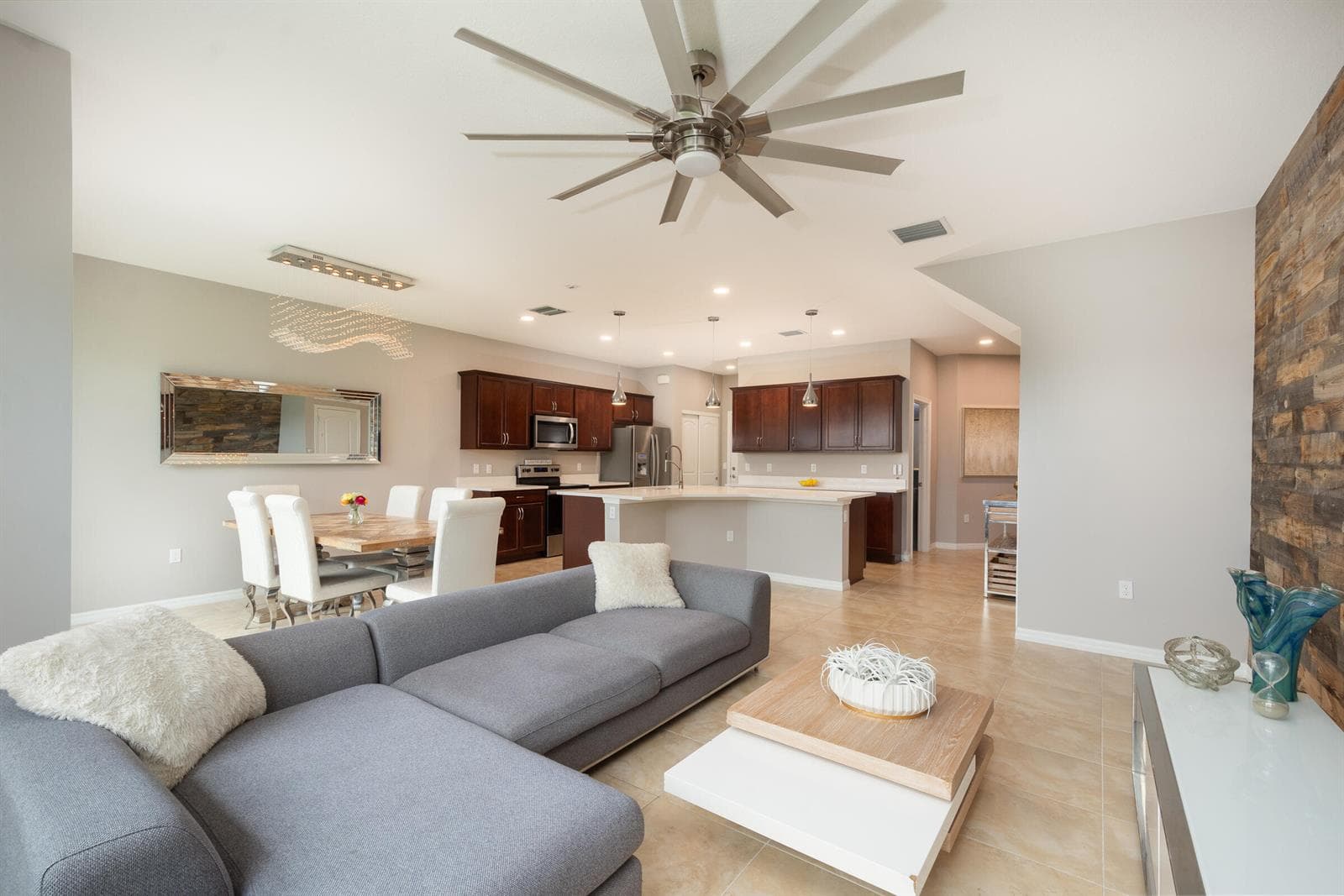 4486 Appleton Circle W, Oakland Park FL 33309 photo 3