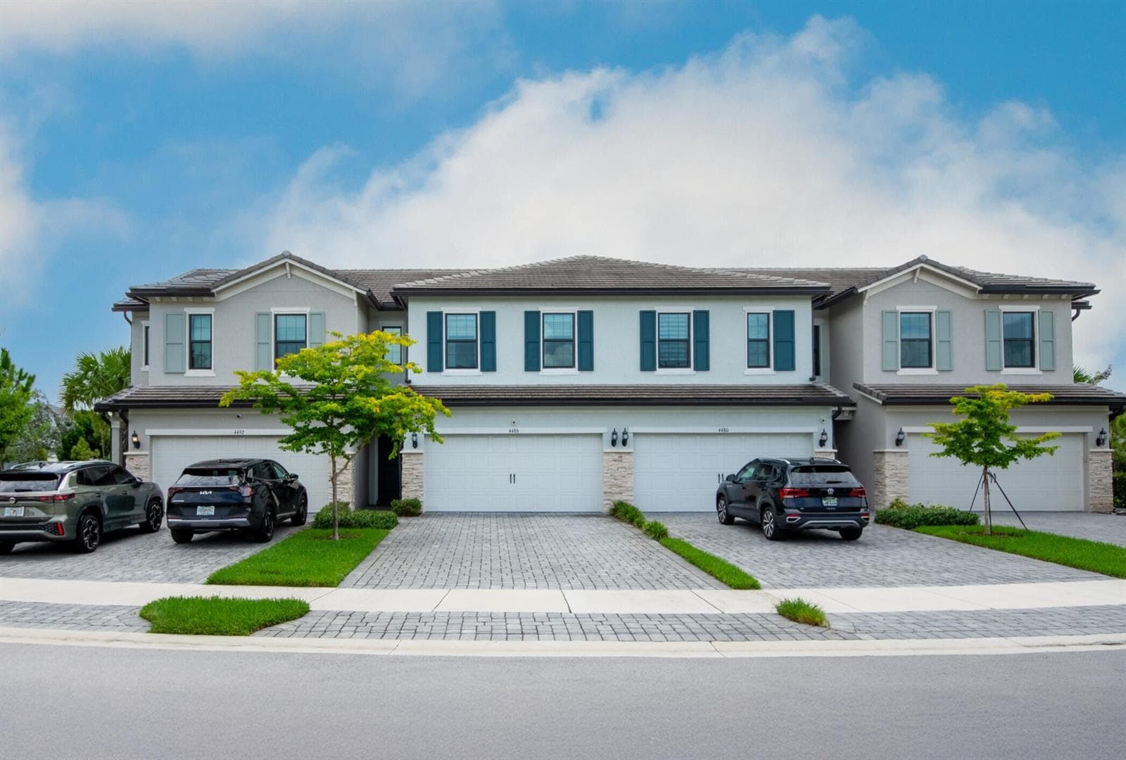 4486 Appleton Circle W, Oakland Park FL 33309