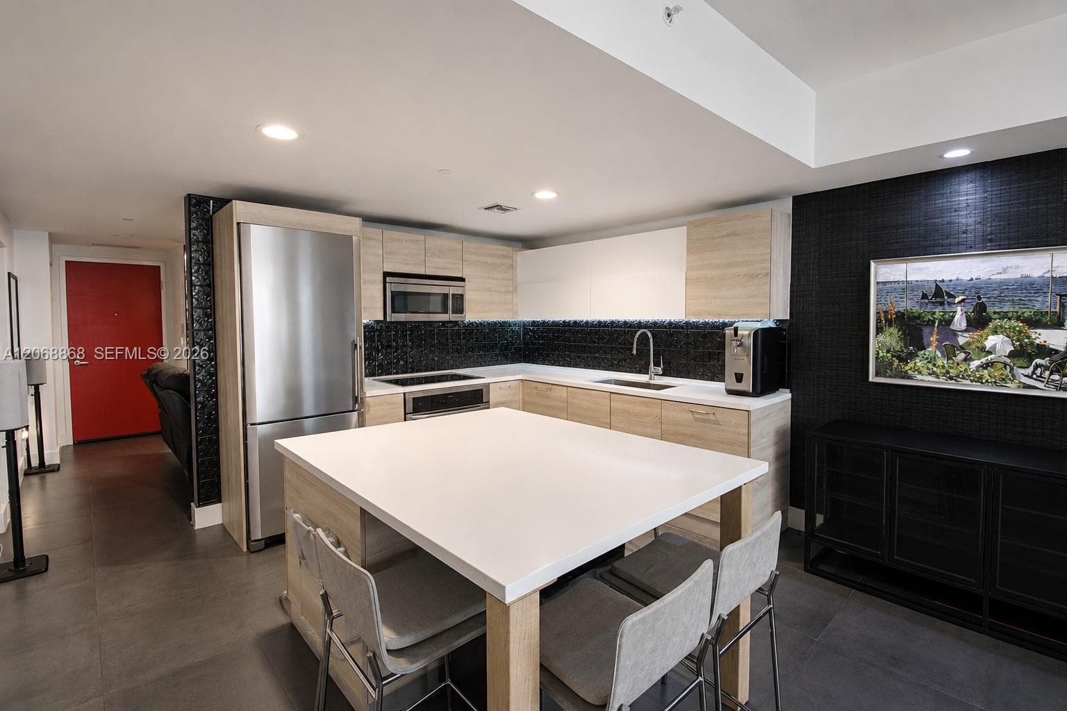 16385 Biscayne Blvd # 1920, North Miami Beach FL 33160 photo 4