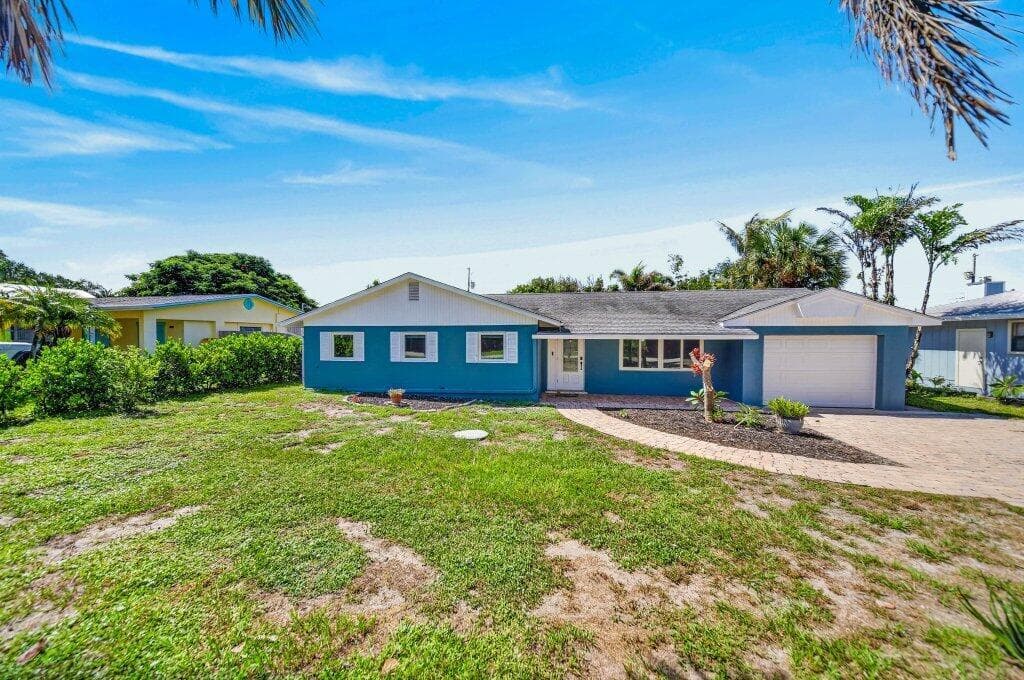 2288 NE PATRICIAN Street, Jensen Beach FL 34957 photo 3
