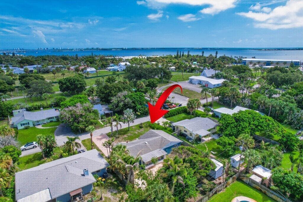 2288 NE PATRICIAN Street, Jensen Beach FL 34957 photo 5