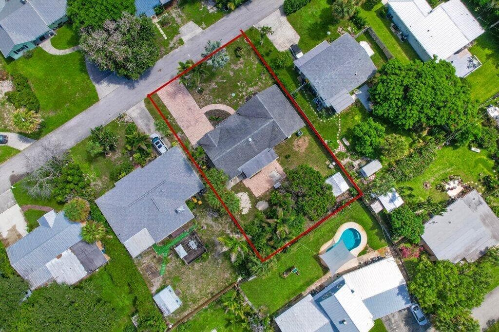 2288 NE PATRICIAN Street, Jensen Beach FL 34957 photo 4