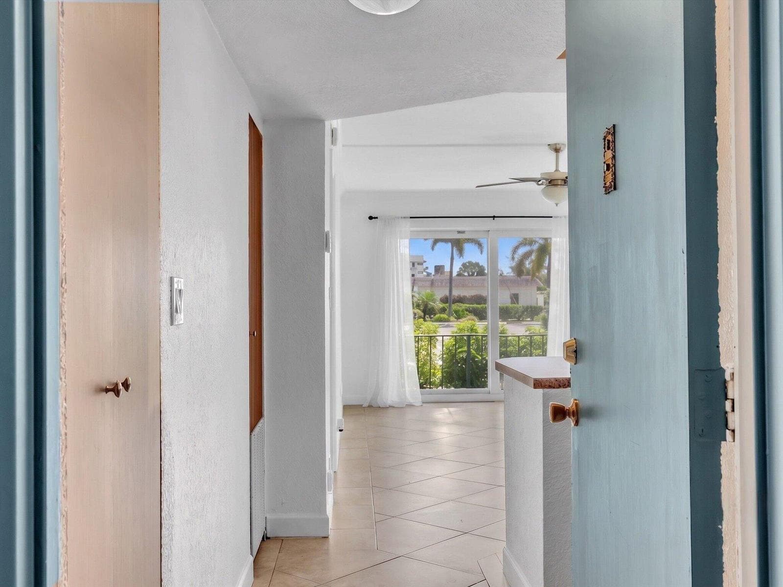 3002 NE 5th Terrace # B, Wilton Manors FL 33334 photo 2