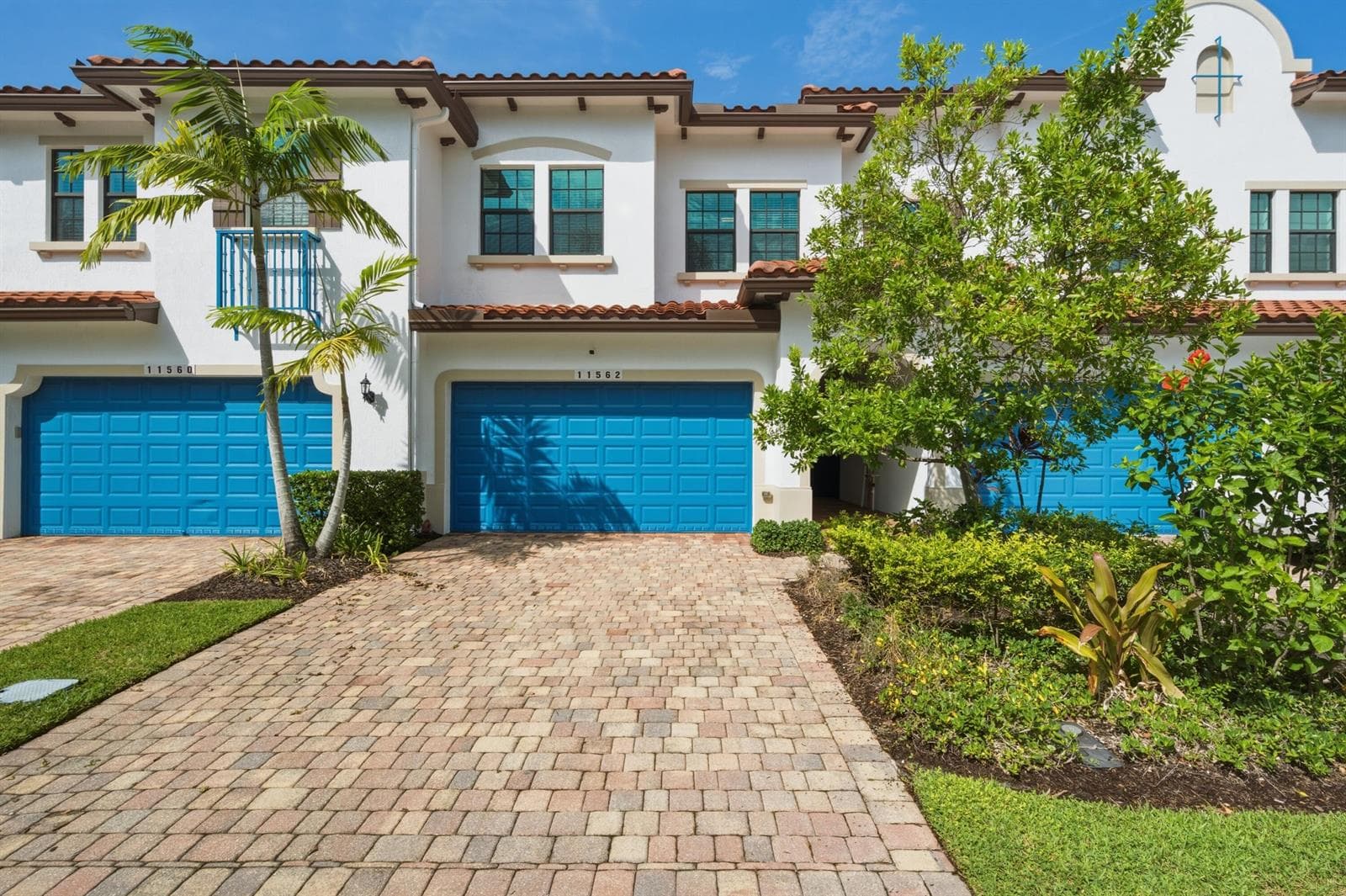 11562 SW 13th Lane, Pembroke Pines FL 33025