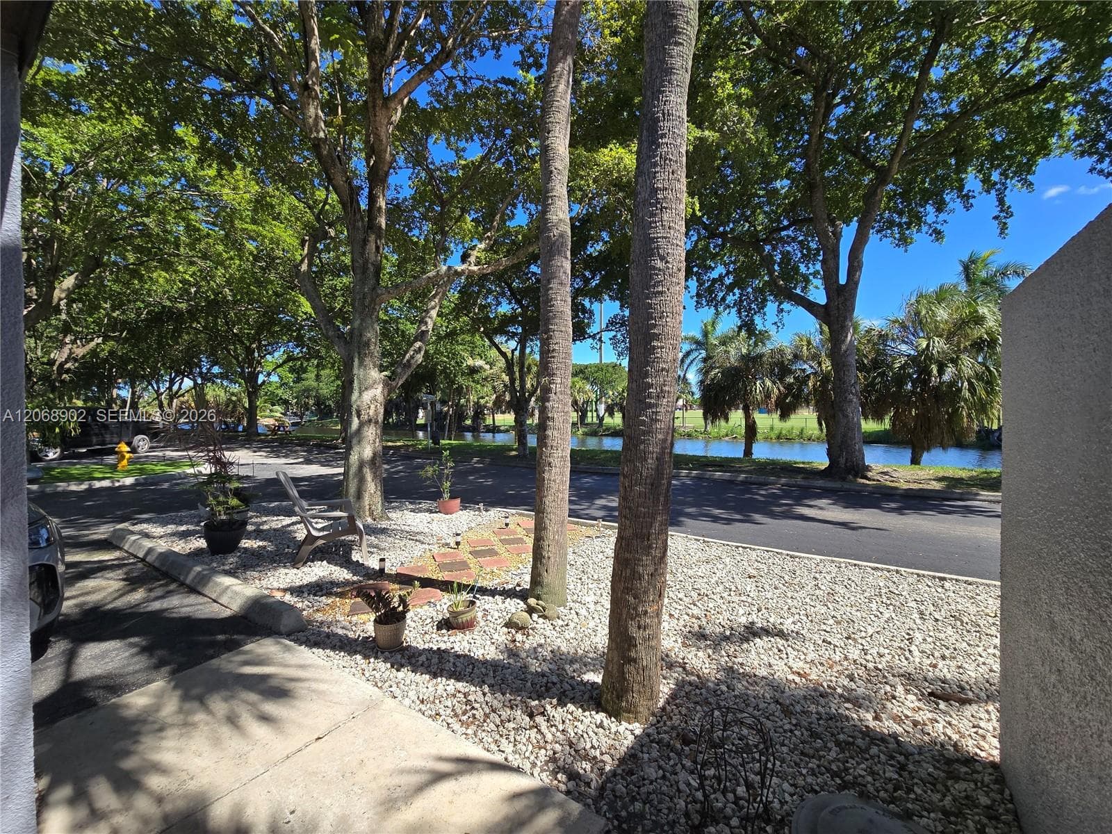 16330 Oak Walk, Miami Lakes FL 33014 photo 4