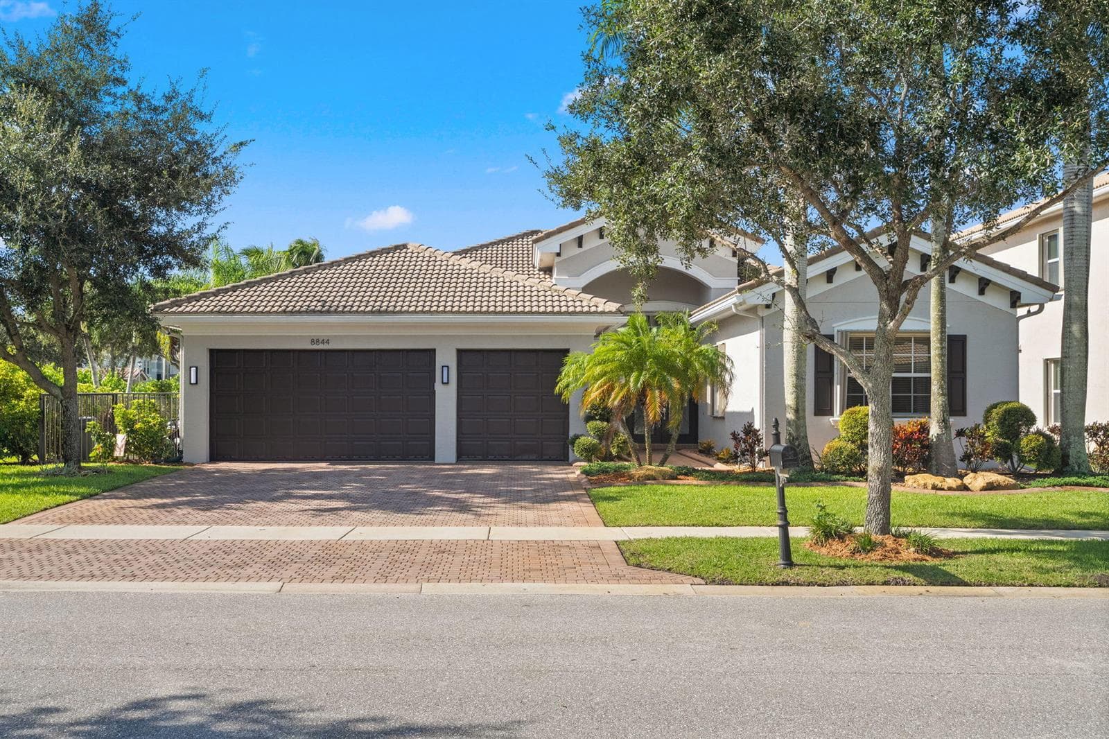 8844 STARHAVEN Cove, Boynton Beach FL 33473 photo 2