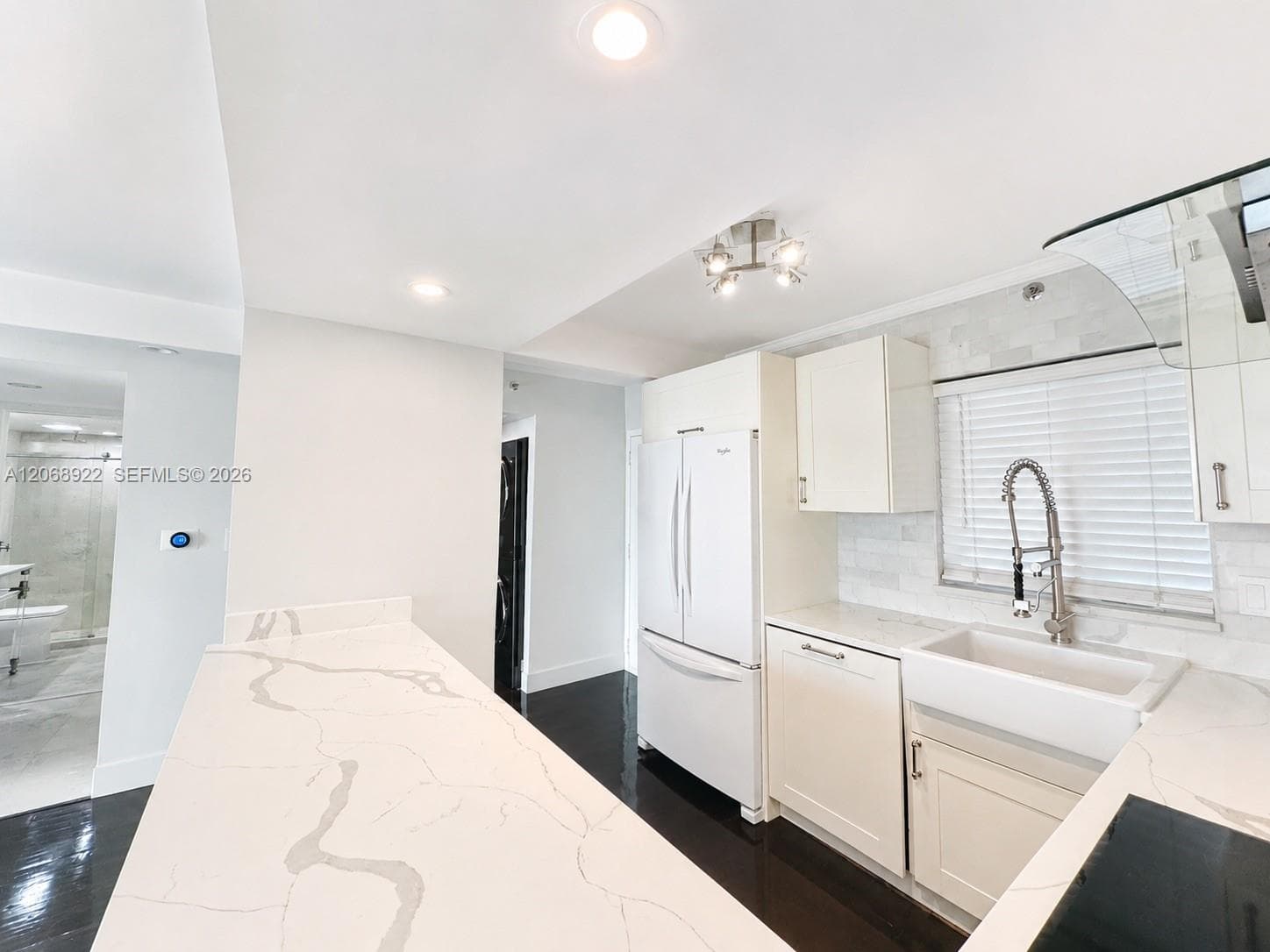 1700 NW N River Dr # 805, Miami, FL 33125 photo 4