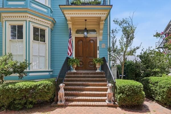 207 E Gwinnett Street, GA 31401 photo 2