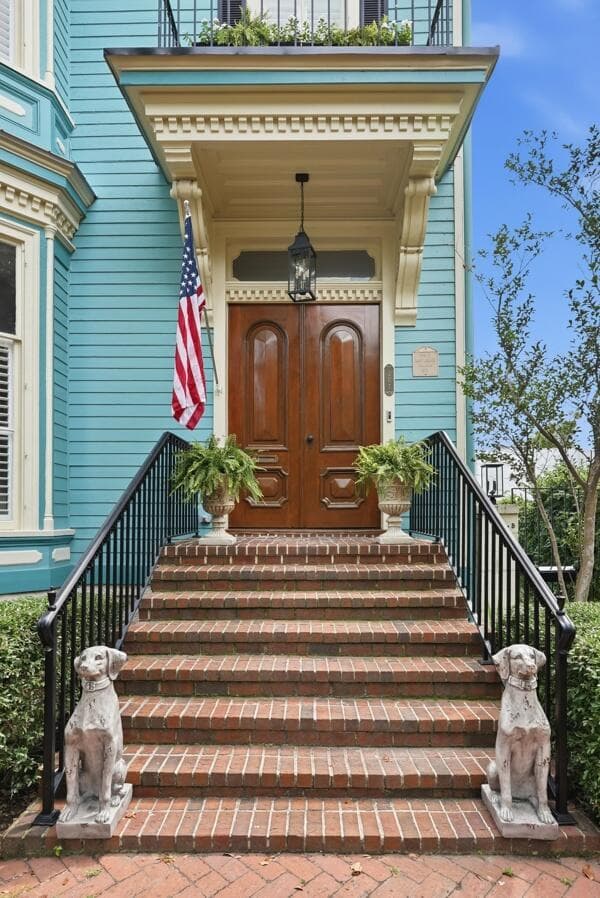 207 E Gwinnett Street, GA 31401 photo 3