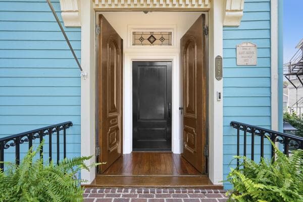 207 E Gwinnett Street, GA 31401 photo 5
