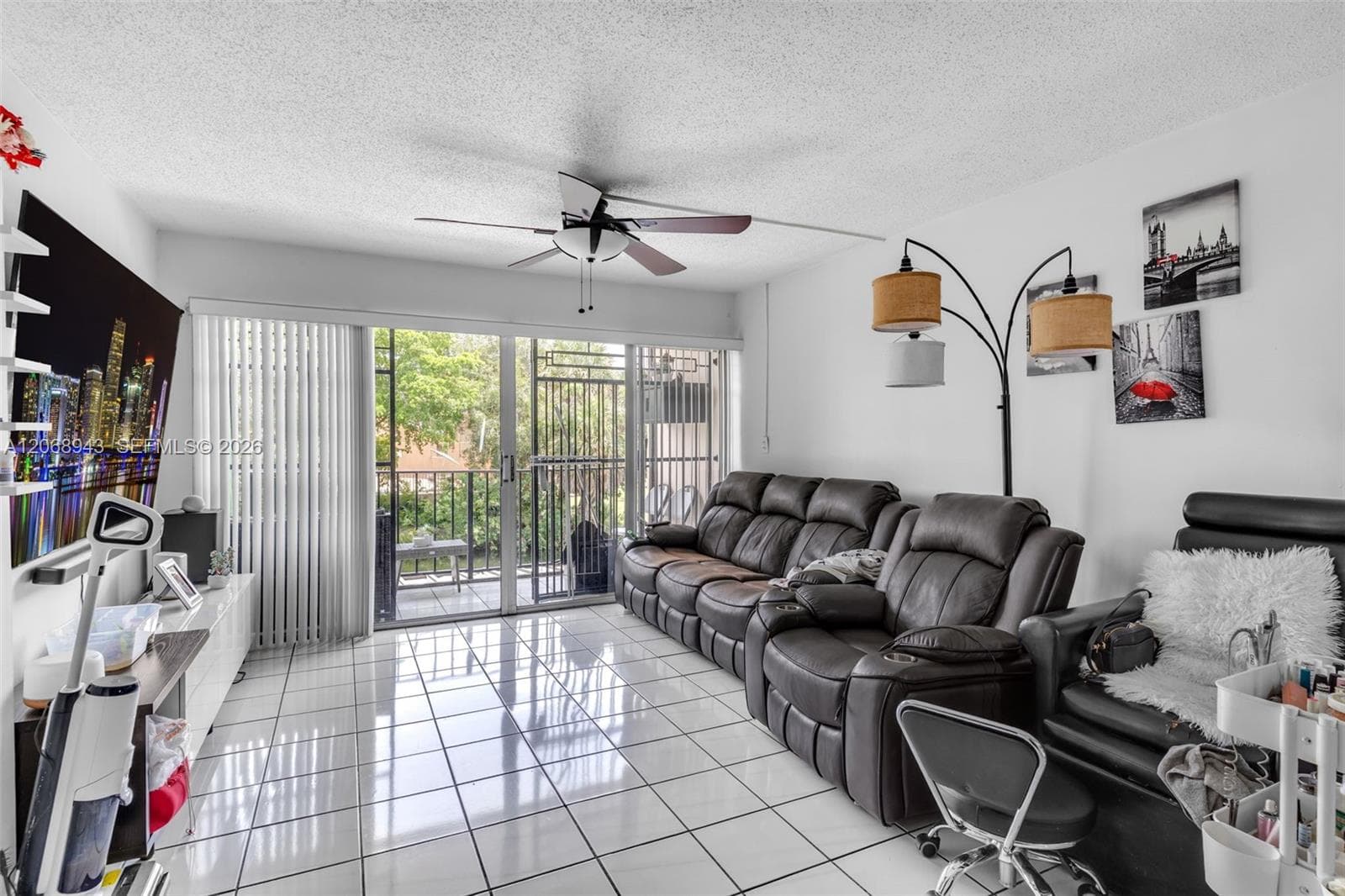 8895 Fontainebleau Blvd # 207, Miami FL 33172 photo 4
