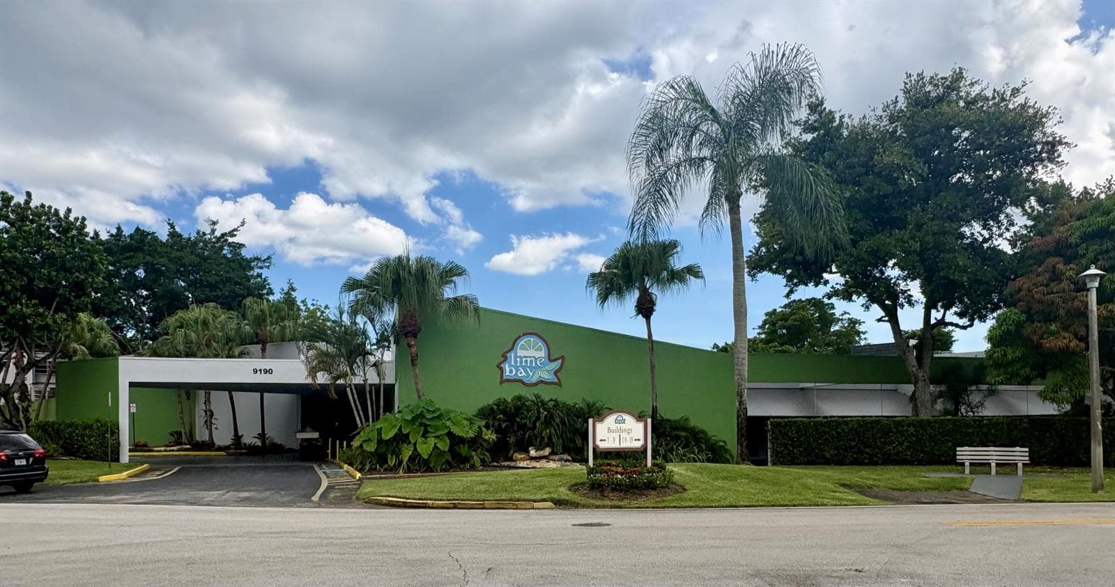9200 Lime Bay Boulevard, Tamarac FL 33321